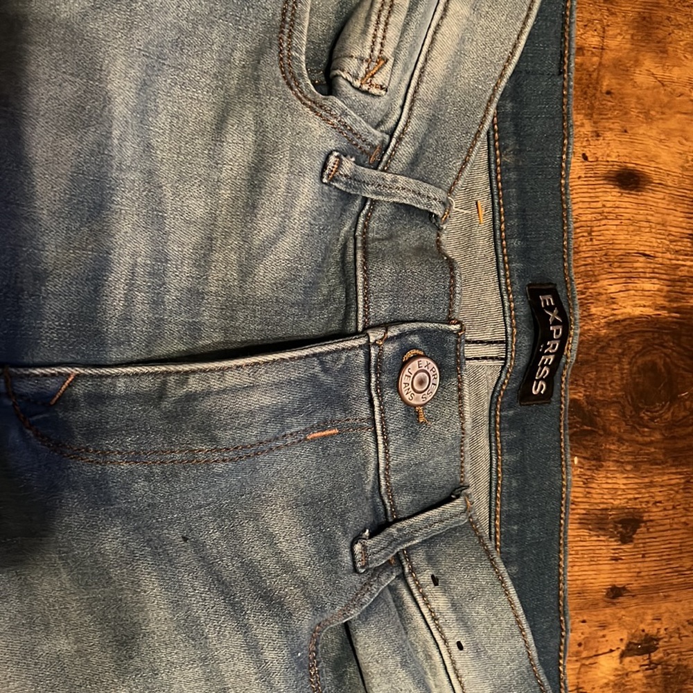 Express Jeans - Picture 2 of 4